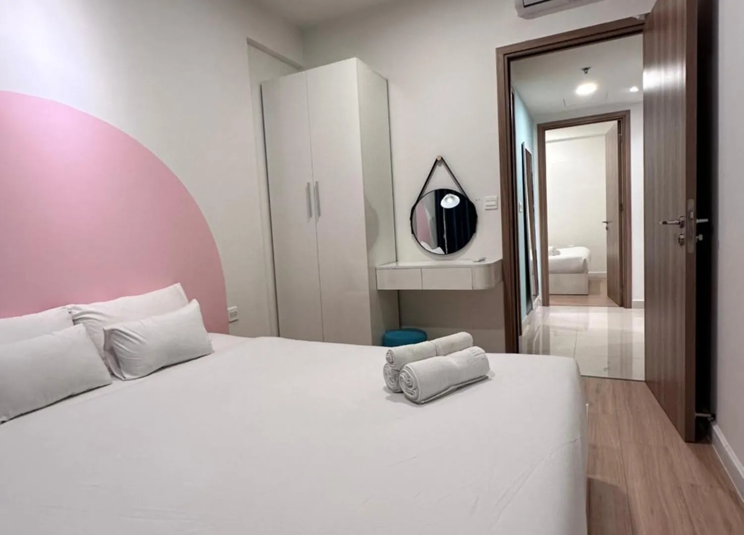 Quach' Happy House Luxury 2Brs Apartment Ho Chi Minh City Vietnam